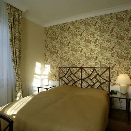 Hotel Snorrenburg Gmbh
