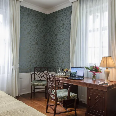 Snorrenburg Gmbh Hotel Burbach (Siegen-Wittgenstein)