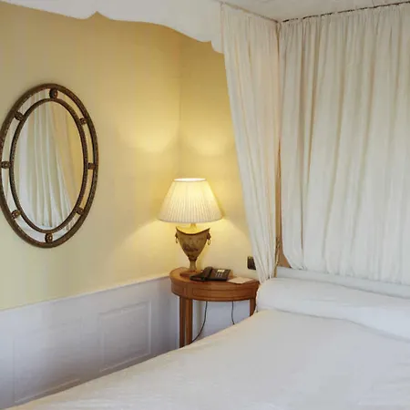 Snorrenburg Gmbh Hotel Burbach (Siegen-Wittgenstein)