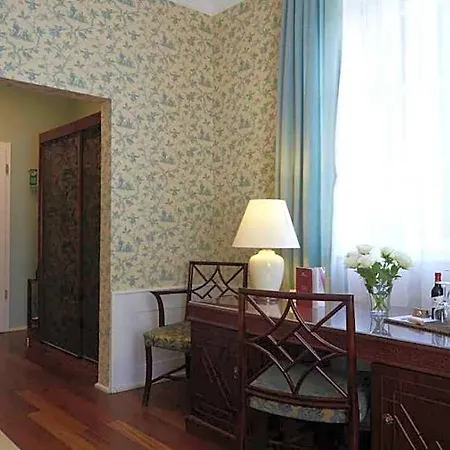 Snorrenburg Gmbh Hotel