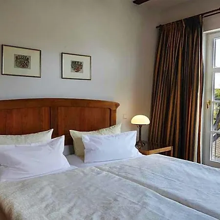 Snorrenburg Gmbh Hotel