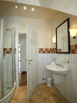 Snorrenburg Gmbh Отель 3*