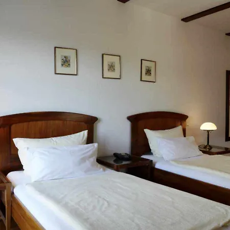 Snorrenburg Gmbh 3*