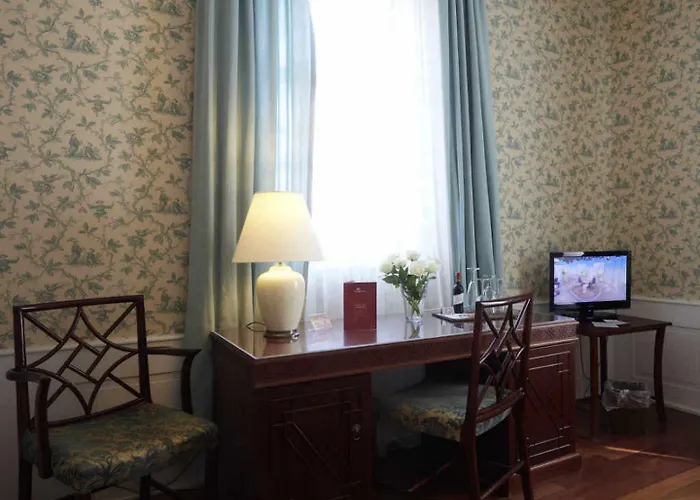 Hotel Snorrenburg Gmbh 3*