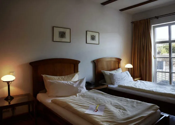 Snorrenburg Gmbh 3* Burbach (Siegen-Wittgenstein)