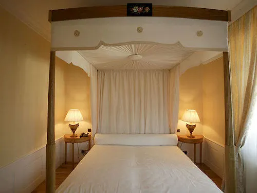 Hotel Snorrenburg Gmbh Burbach (Siegen-Wittgenstein)