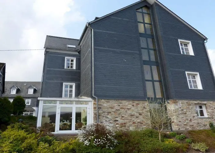 Snorrenburg Gmbh 3* Burbach (Siegen-Wittgenstein)