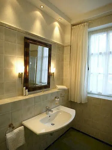 Hotel Snorrenburg Gmbh Burbach (Siegen-Wittgenstein)